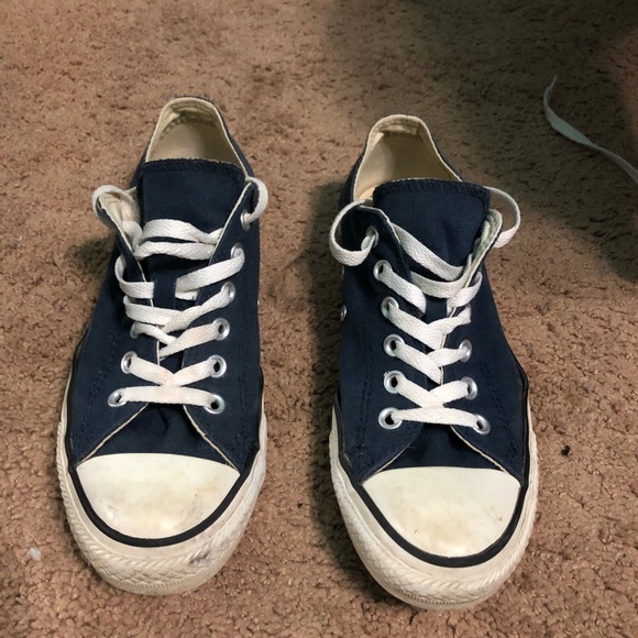 navy low top converse